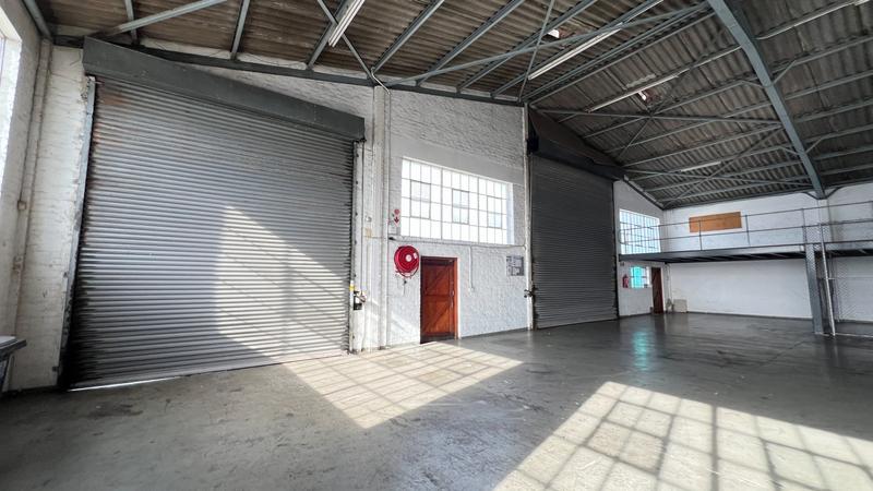 To Let commercial Property for Rent in Paarden Eiland Western Cape